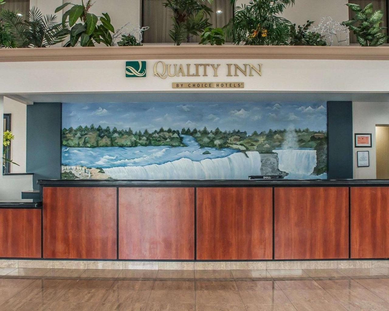 Quality Inn - Niagara Falls Blvd Exterior foto